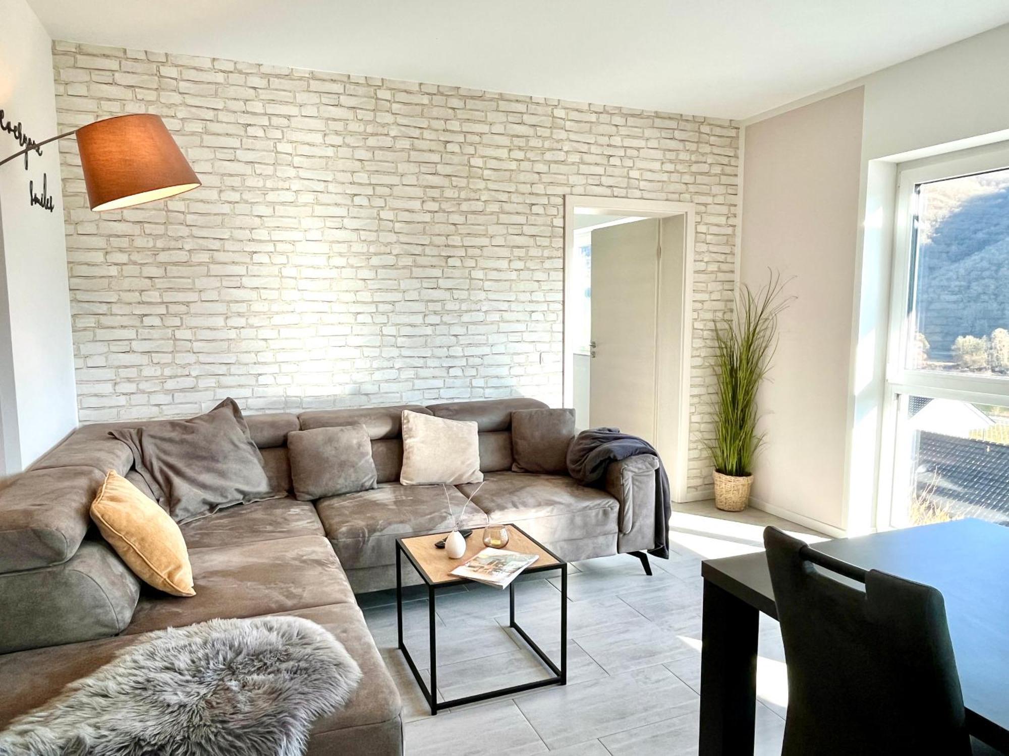 Ferienwohnung Moseltraum, 1-6 Pers, Mit 3 Schlafzimmer Und Panoramabalkon Müden Екстериор снимка