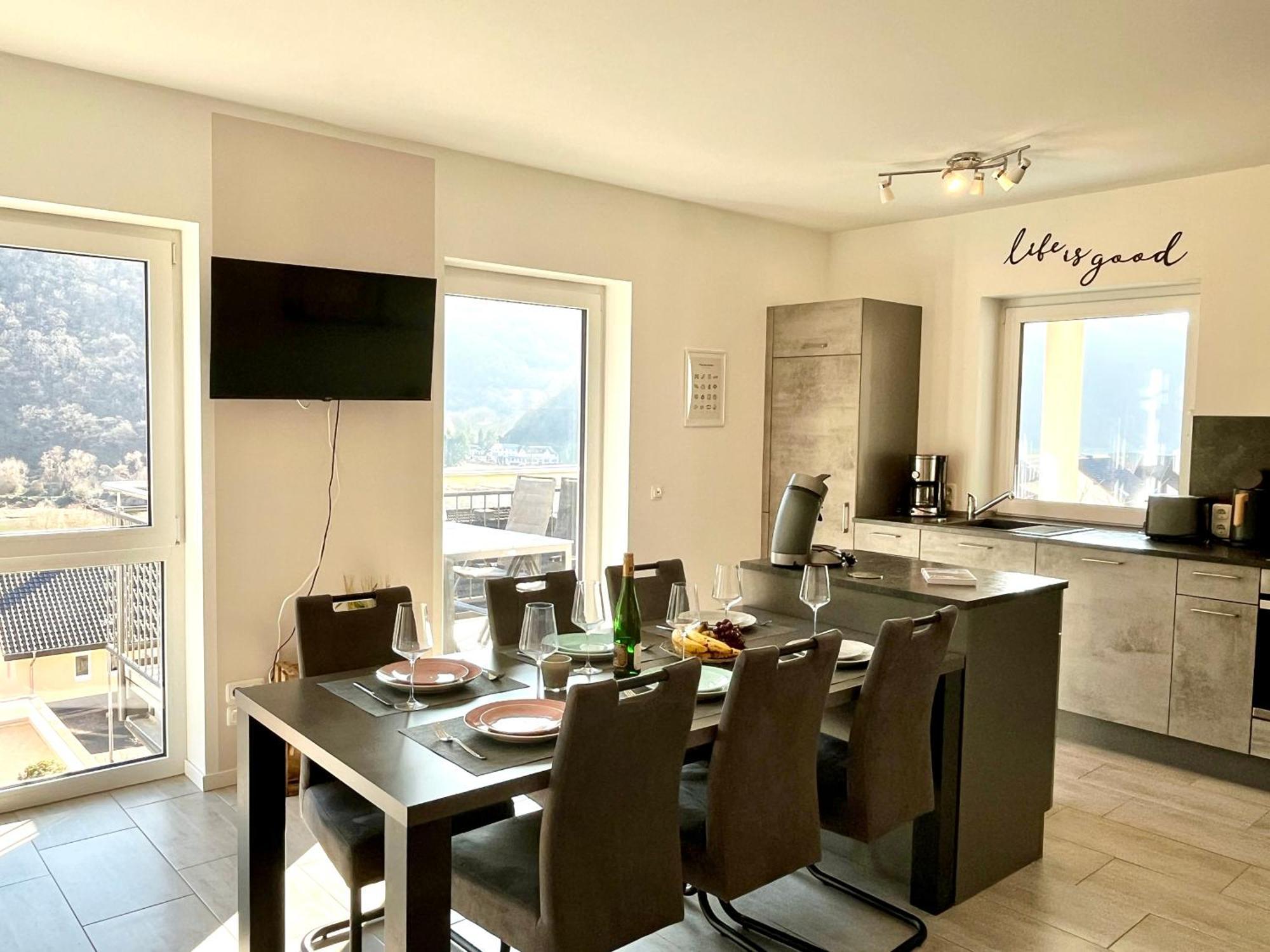 Ferienwohnung Moseltraum, 1-6 Pers, Mit 3 Schlafzimmer Und Panoramabalkon Müden Екстериор снимка